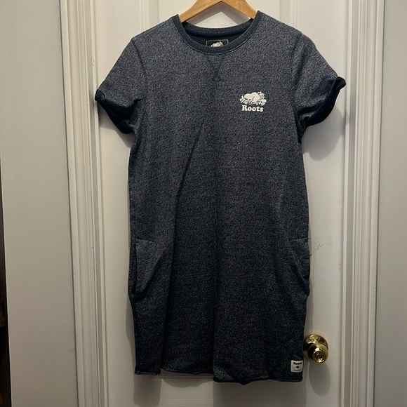 Roots Sweater Dress - Picture 1 of 6